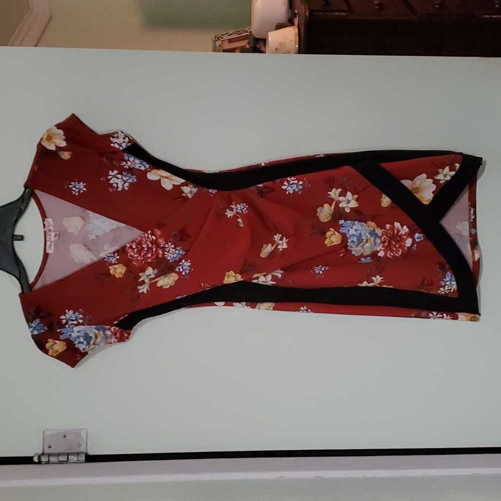 Xs Crave Fame Floral Dress